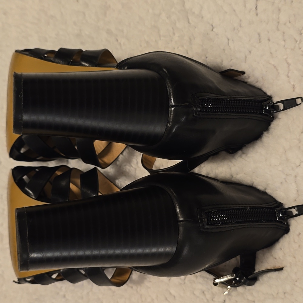 XOXO Black Strappy Heels - Picture 12 of 12